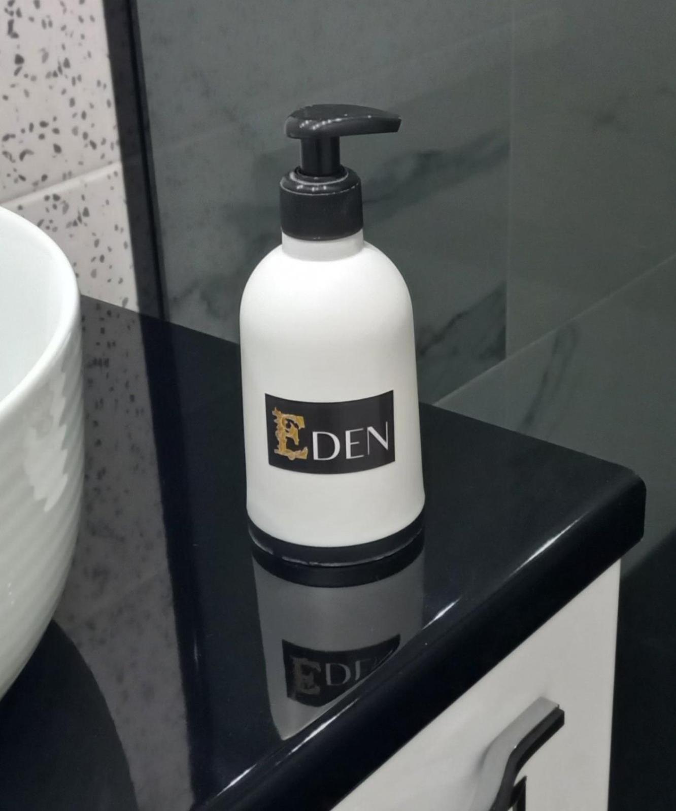 Pansion Eden 호텔 Ni 객실 사진
